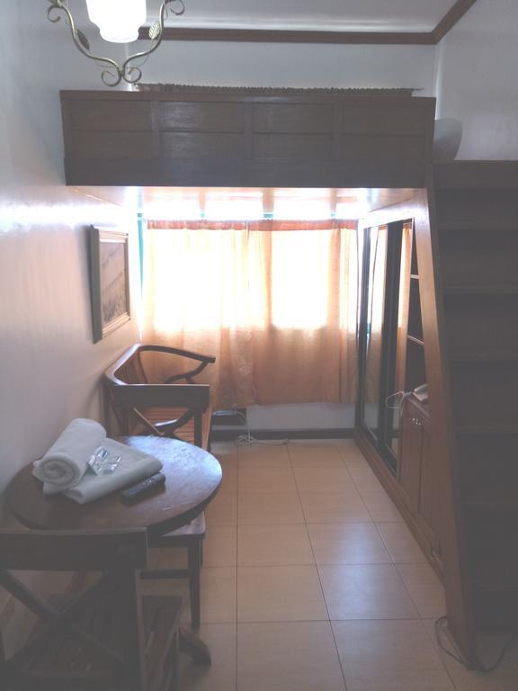 Isabelle Royale Paranaque Paranaque City Extérieur photo
