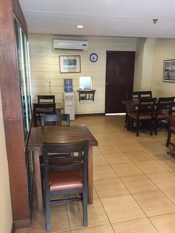 Isabelle Royale Paranaque Paranaque City Extérieur photo